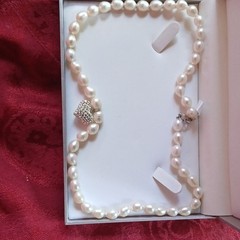 White Pearl Beaded Necklace Pavé Crystal Heart Charm Silver Lobster 18in