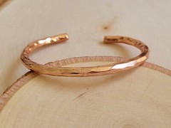 Hammered Solid Copper Cuff – Pure Copper Arthritis Therapy Adjustable Bracelet