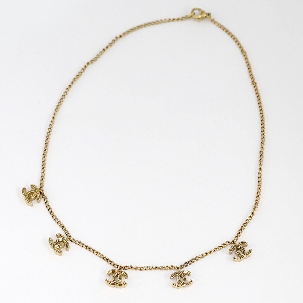 CHANEL CC Logos 5 Charm Necklace 16″ Gold Tone 03P Auth w/Box #1911