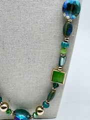 Statement Beaded Necklace Green Multicolor Glass Gold Tone Chain Womens 34in