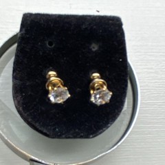 Exquisite artificial diamond earrings, set in a crown shape