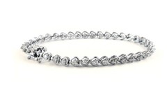 18K White Gold Plated 3MM CZ Heart Cut Tennis Bracelet For Women – 7.5″