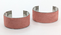Chunky Pink Dyed Cow Hide Silver Tone Cuff Bracelet Set of Two 1 1/8″ Wide