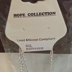 Hope Collection Silver Round Locket Oil Diffuser Necklace Cable Chain 32″