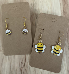 New buyer’s choice Goldtone yellow black Bee/honeypot Earrings Jewelry Dangle