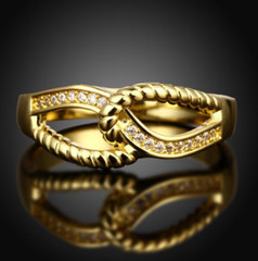 Womens Yellow Gold Plated Elegant AAA CZ Crystal Vogue Fashion Ring Size 7 #GR03