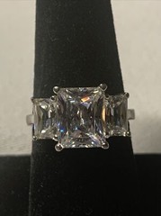 BEAUTIFUL RING ~ Size 7 ~ KOREA 925 STERLING SILVER DQ CZ STONES 🩷💘