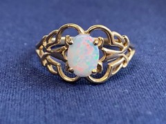 10K Yellow Gold Ring 1.53g Fine Jewelry Size 6 Band Opal Look Oval Stone *READ*