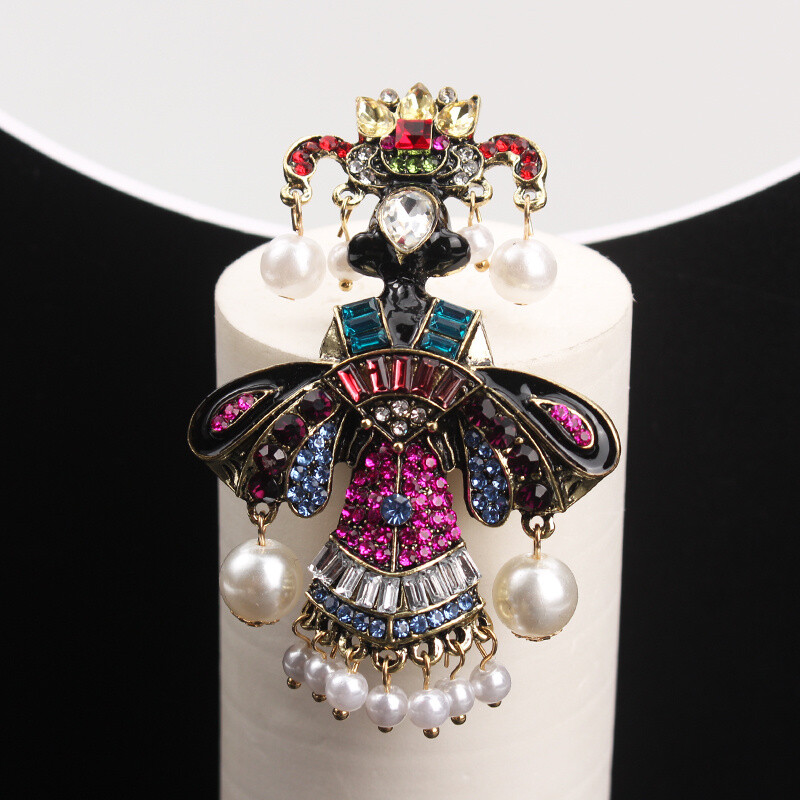 Vintage Personality Elegance Temperament Tassel Pendant Dripping Enamel Brooch