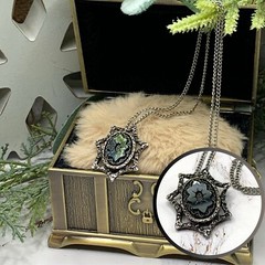 Silver Tone Star Design Gray Black Gunmetal Tone Pendant 18 Inch Necklace