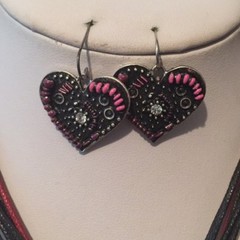Purple Black On Silver Tone Heart Pendant Multi Cord Necklace Earring Set