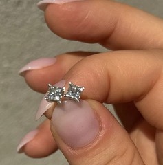 Stunning 1CTW Lab Created Diamond Princess Stud earring 14k White Gold Plated