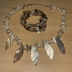 Chunky Cream Mother of Pearl Beaded Statement Necklace Wrap Bracelet Jewelry Set