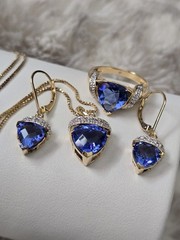 Ross Simons 18k Yellow Gold/Sterling Silver Trillion Blue Cz Ring