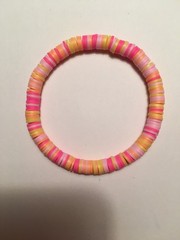Mixed color clay beaded bracelet