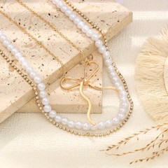 Women’s Multi-layer Imitation Pearl Necklace Bow Pendant Alloy Collarbone Chain