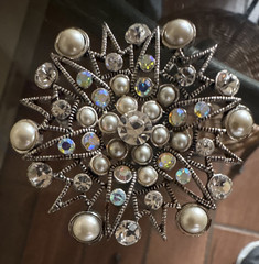 Silver Tone Starburst Brooch Pin Clear Rhinestones & Faux Pearls vintage 1950