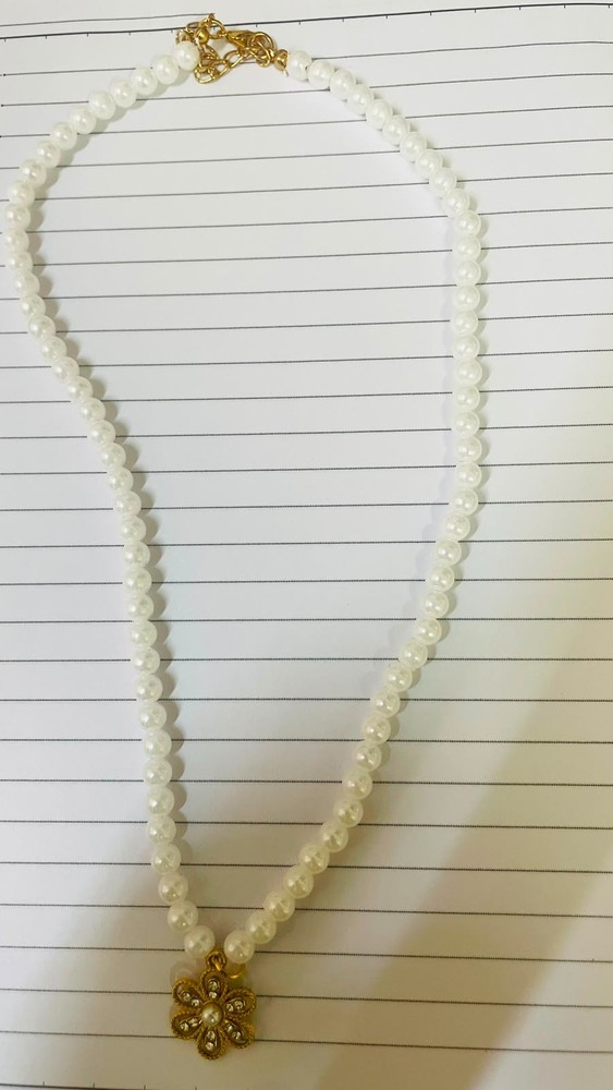 Faux Pearl Beaded Necklace Gold Tone Flower Pendant Vintage Jewelry Gift Women