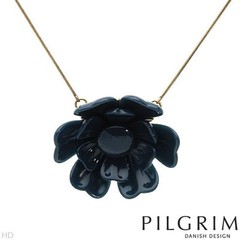 NEW PILGRIM SKANDERBORG, DENMARK Blue Flower Necklace in Yellow Base Metal