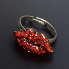 Red Lips Adjustable Statement Ring