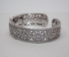 Judith Ripka Sterling Silver Openwork CZ Kick Cuff Bracelet 6.75″ [125GRA]