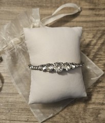 SORRELLI dk silver-tone BANGLE BRACELET graduated clear Blingy CRYSTALS