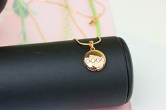with Zigzag White Crystal Accent Design, XPPT1255 Round Rose Gold Pendant