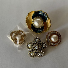 Vintage Ginger Snaps Interchangeable Jewelry Snap Lot – 4 Gold Tone Pearl & gems