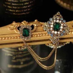 Baroque Rhinestone Brooch Pins Tassel Chain Pearl Brooch Accessories for Women