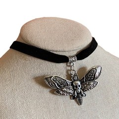 Gothic Skull Moth Choker Necklace Black Velvet Silver Tone Witchy Jewelry