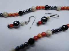 18 3/4″ Hand Crafted Neck & Earring Set Coral Beads & Others SS Clasp NS23 DNG