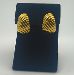 Monet Signed Gold Tone Clip-On Hoop Earrings Textured Ribbed Oval Metal No Stone