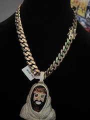 18” 14k gold Plated Cuban necklace  with 5A CZ Jesus pendant