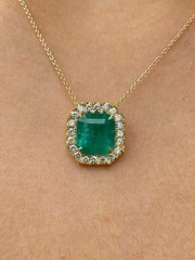 2Ct Asscher Cut Simulated Green Emerald Halo Pendant In 14k Yellow Gold Plated