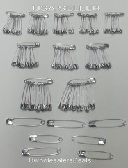 100 Safety Pins Silver Tone Assorted Sizes 2″, 1-1/2″. 1-1/4″, 1″ NEW in Pack