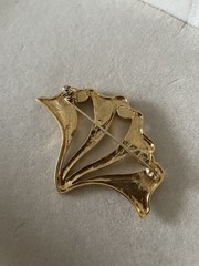 Signed Calla Lily ~ Gold Plated & Clear Stone Brooch ~ by Moritz