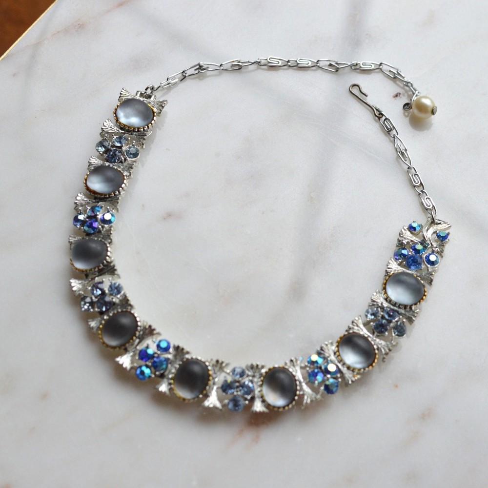 Vintage Lisner Blue Aurora Borealis Choker Necklace, 1950s Gray Moonglow Cabocho