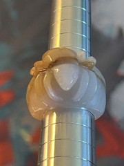 Detailed Insect Design Statement Ring 8.5 Size 17.76g Ivory/ Beige Color