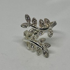 Silver Tone Rhinestone Leaf Wrap Design Statement Ring Size 9